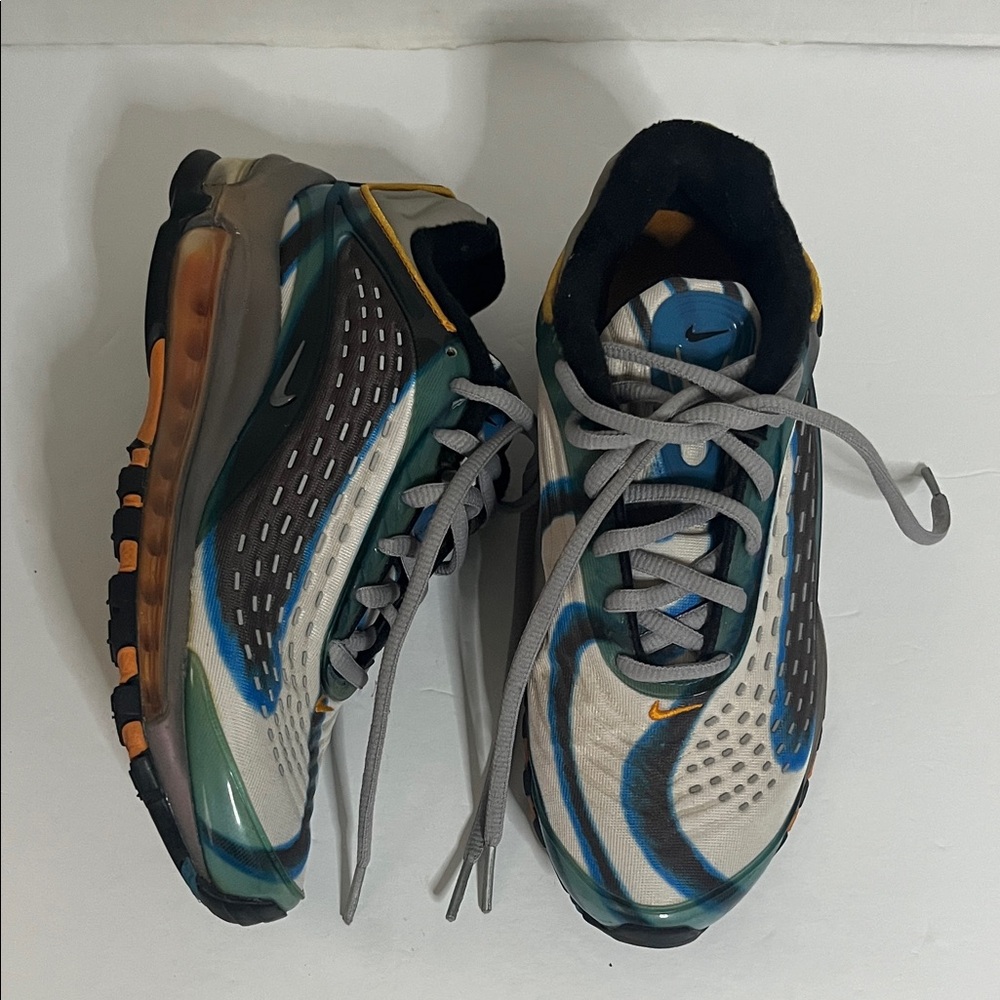 Nike Air Max Deluxe  Blue and Orange Sneakers Sz 6